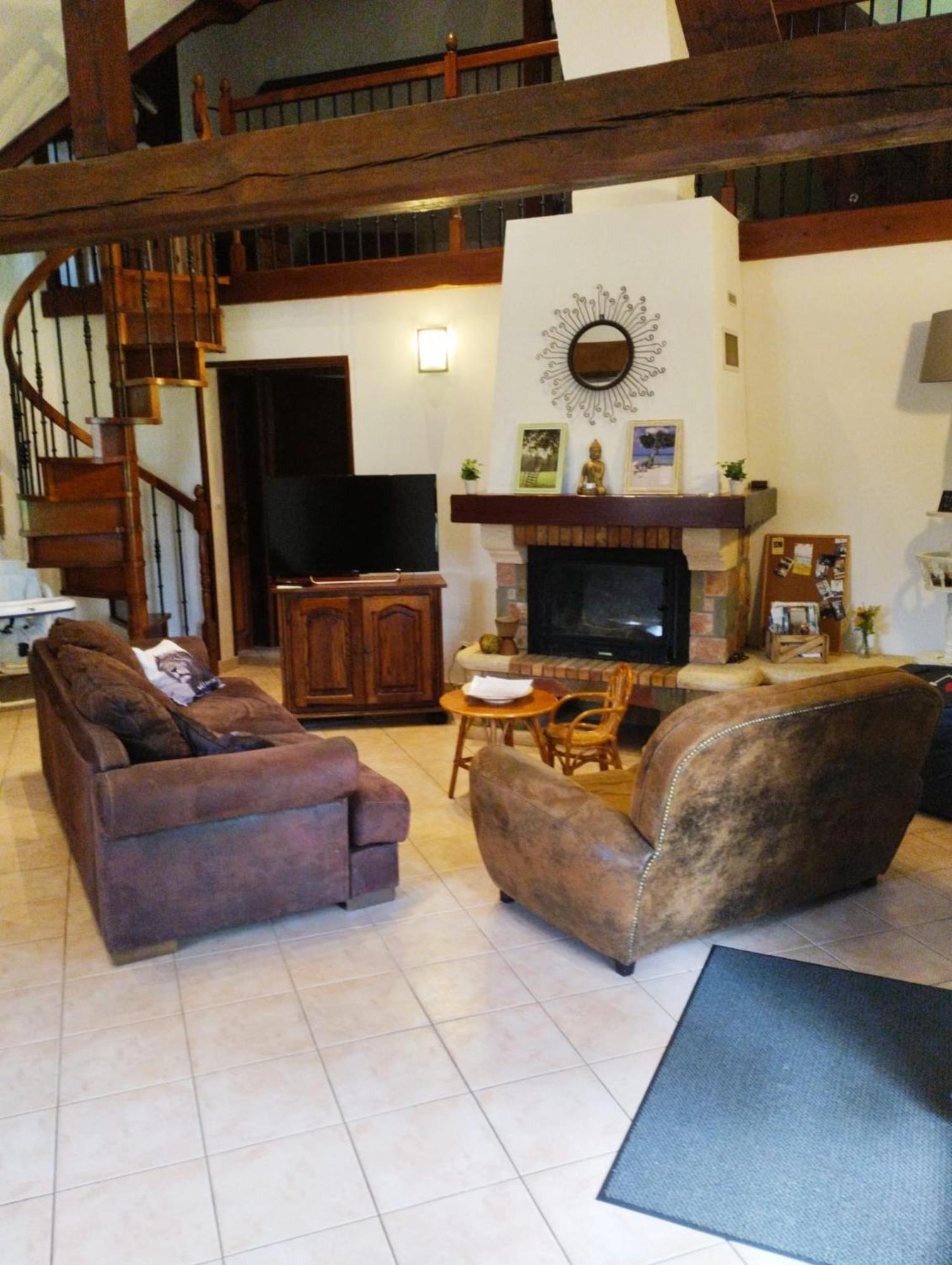Maison Traditionnelle Normande Avec Piscine Hotot-en-Auge Esterno foto